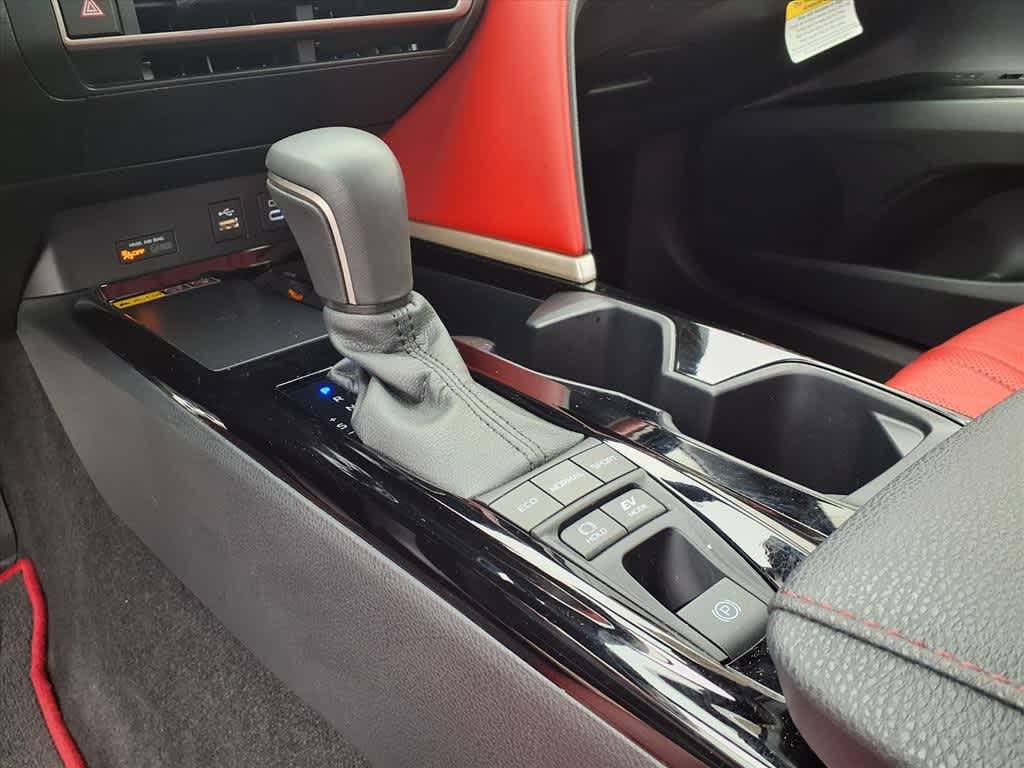 Thumbnail: 2025 Toyota Camry - 18