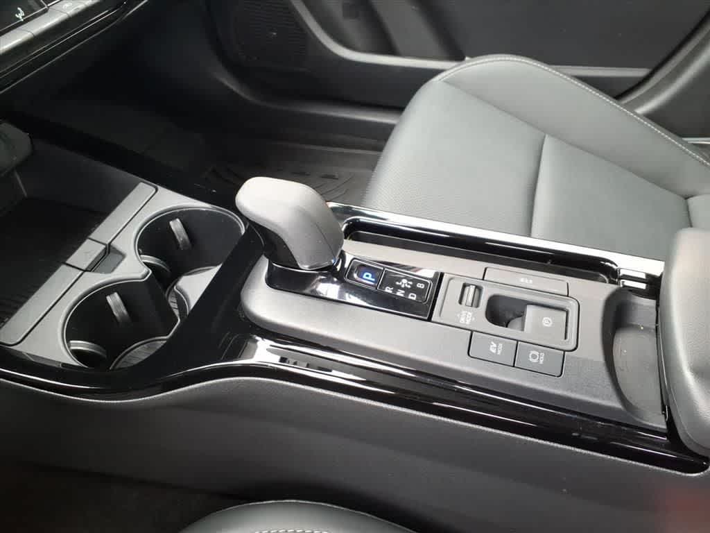 Thumbnail: 2025 Toyota Prius - 22