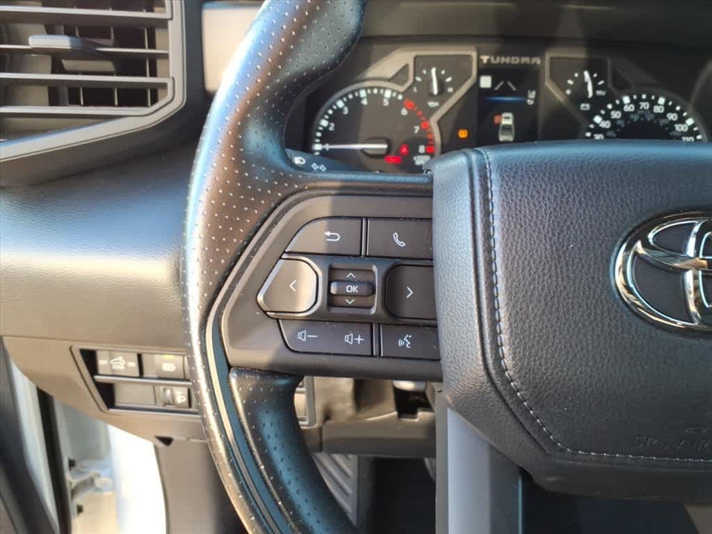 Thumbnail: 2025 Toyota Tundra - 14