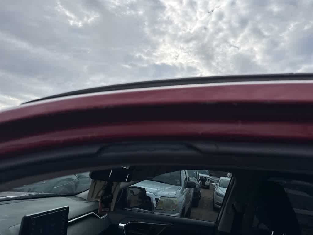 Thumbnail: 2019 Toyota RAV4 - 6