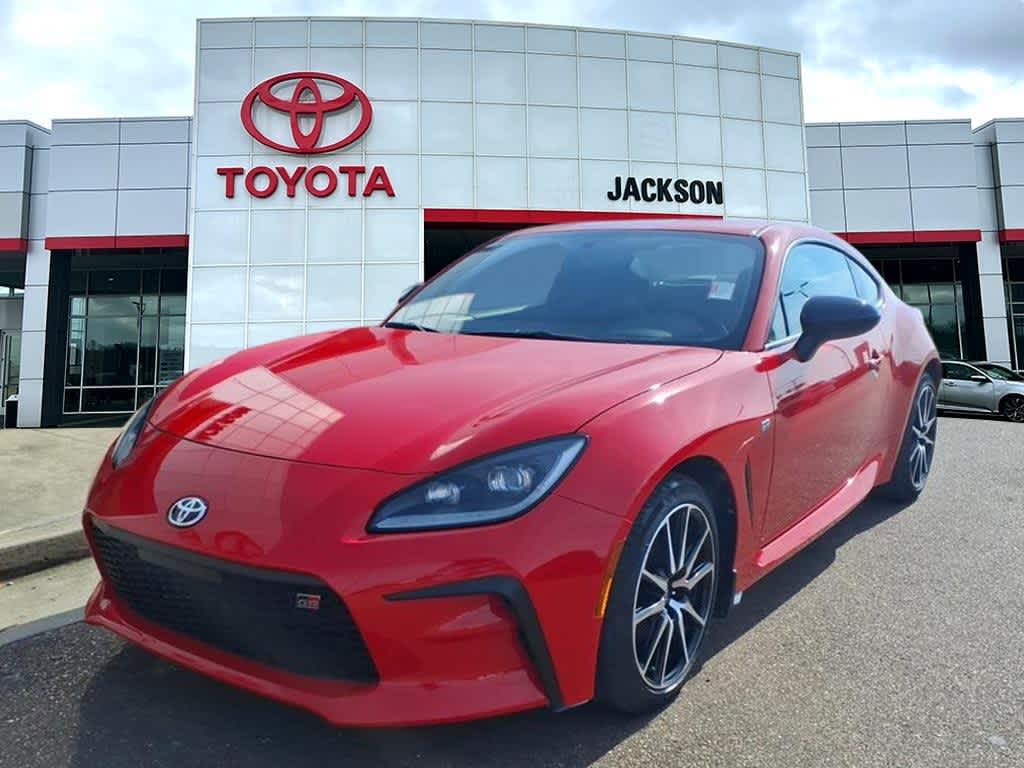 Thumbnail: 2024 Toyota GR86 - 1