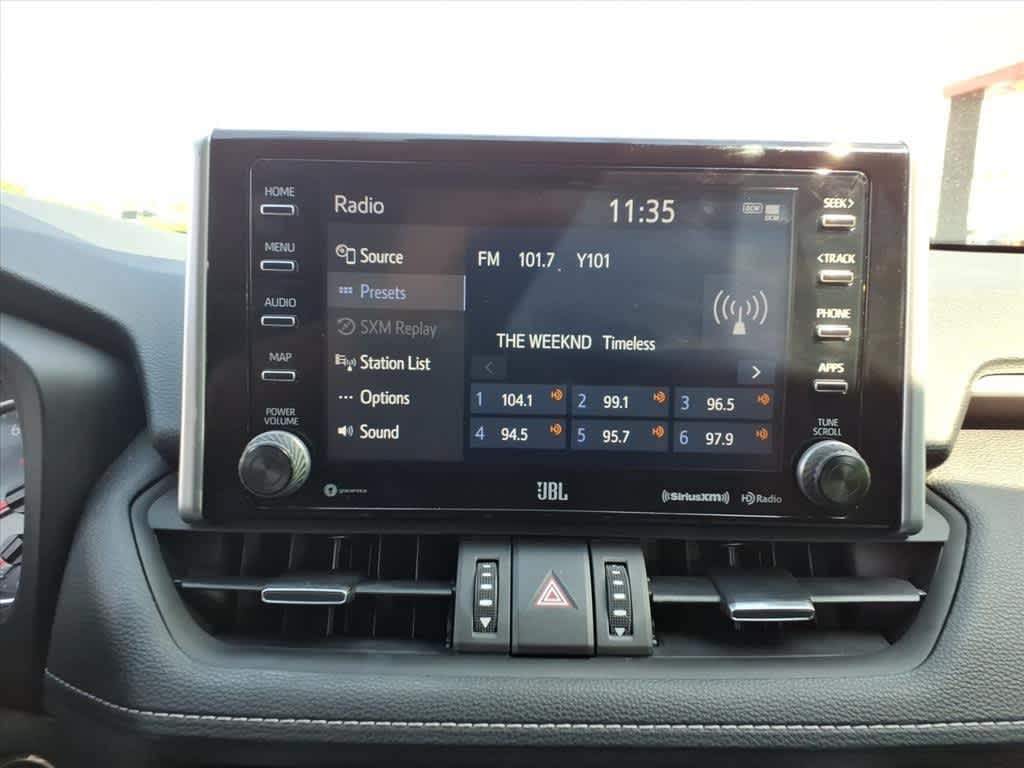 Thumbnail: 2021 Toyota RAV4 - 19