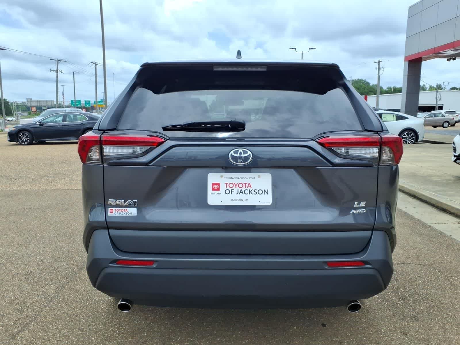 Thumbnail: 2024 Toyota RAV4 - 6