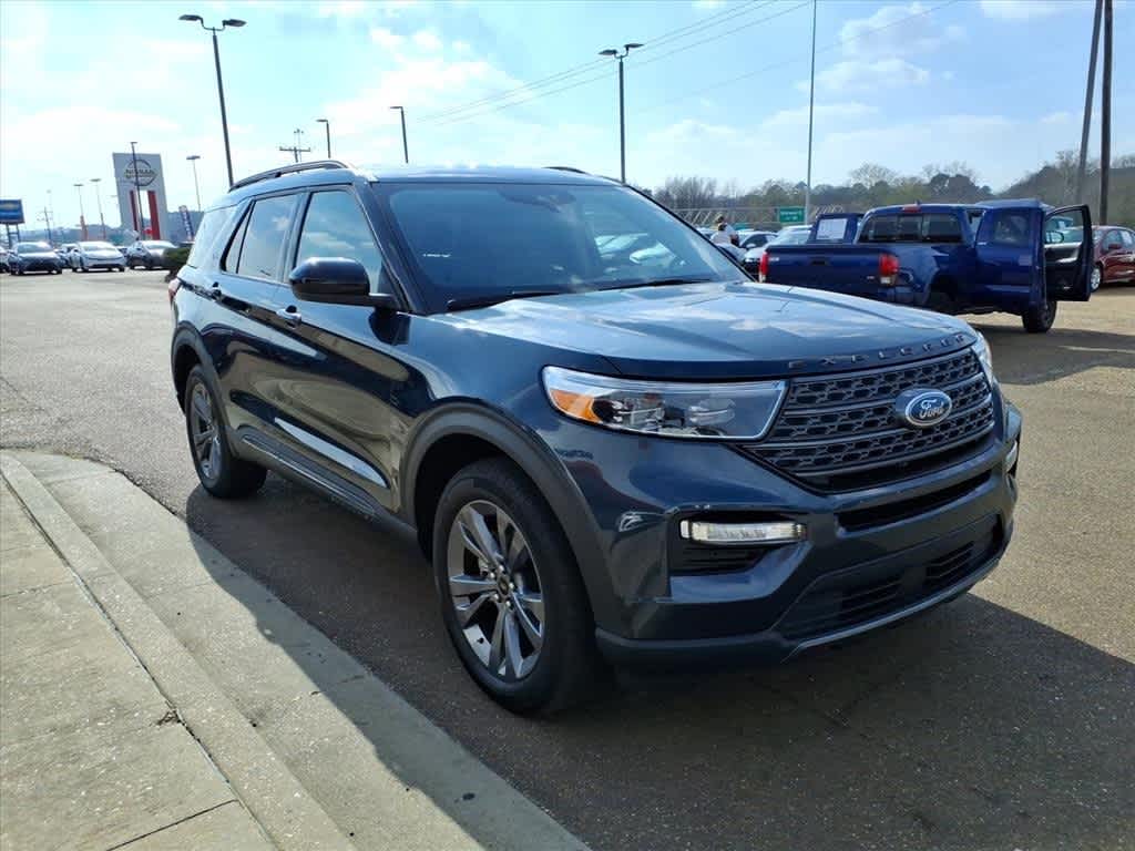 Thumbnail: 2024 Ford Explorer - 3