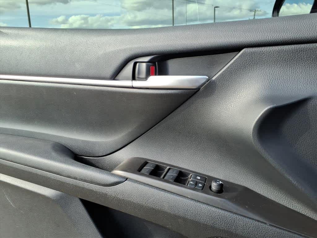 Thumbnail: 2024 Toyota Camry - 12