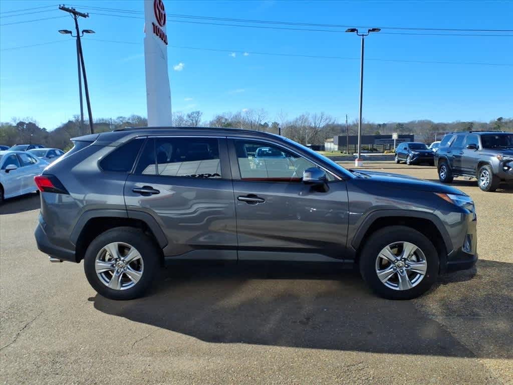 Thumbnail: 2024 Toyota RAV4 - 4