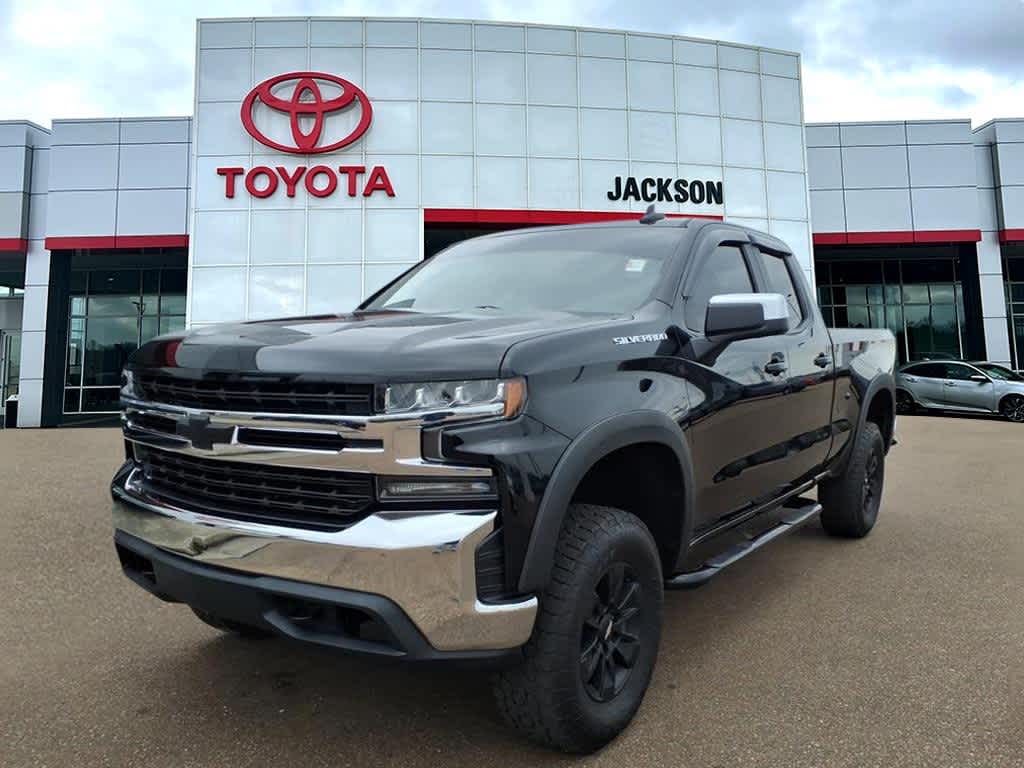 Thumbnail: 2020 Chevrolet Silverado 1500 - 1