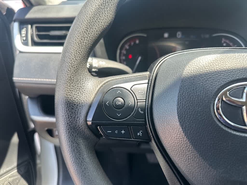 Thumbnail: 2023 Toyota RAV4 - 14