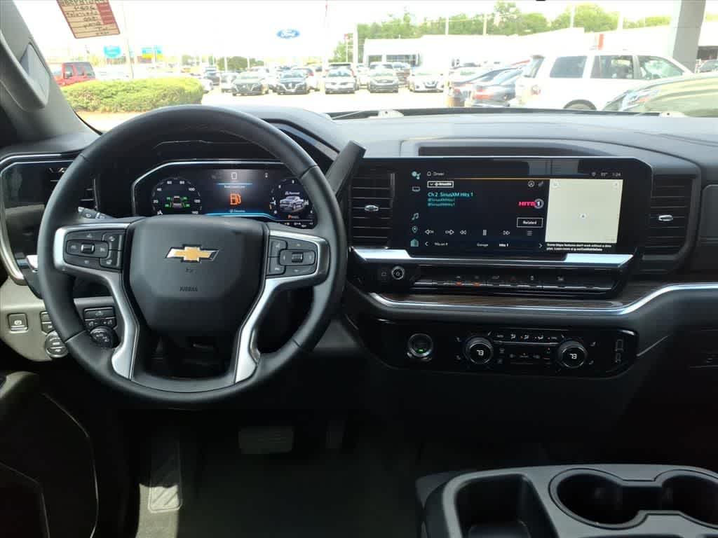 Thumbnail: 2024 Chevrolet Silverado 1500 - 10