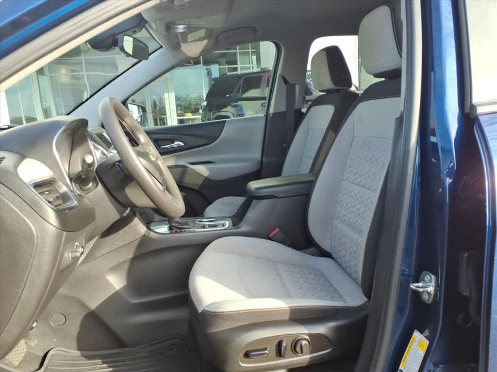 Thumbnail: 2022 Chevrolet Equinox - 25