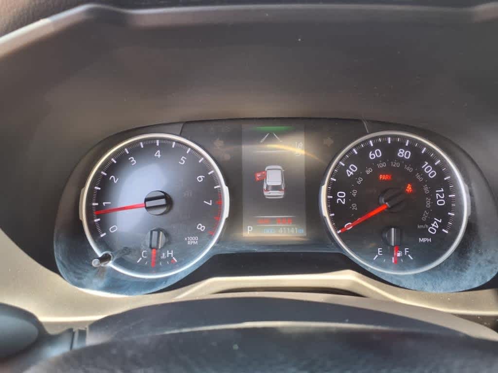 Thumbnail: 2021 Toyota RAV4 - 16
