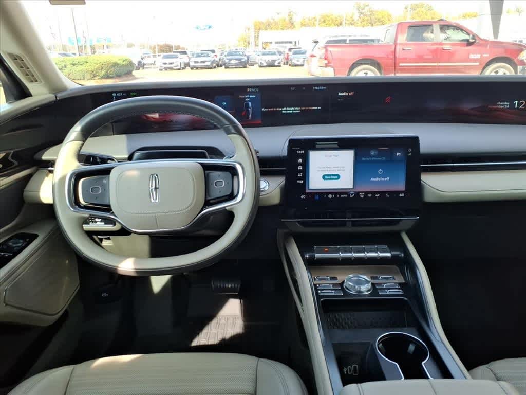 Thumbnail: 2024 Lincoln Nautilus - 10