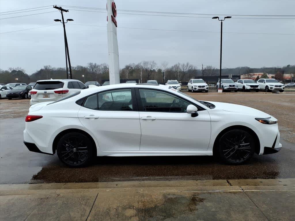 Thumbnail: 2025 Toyota Camry - 4