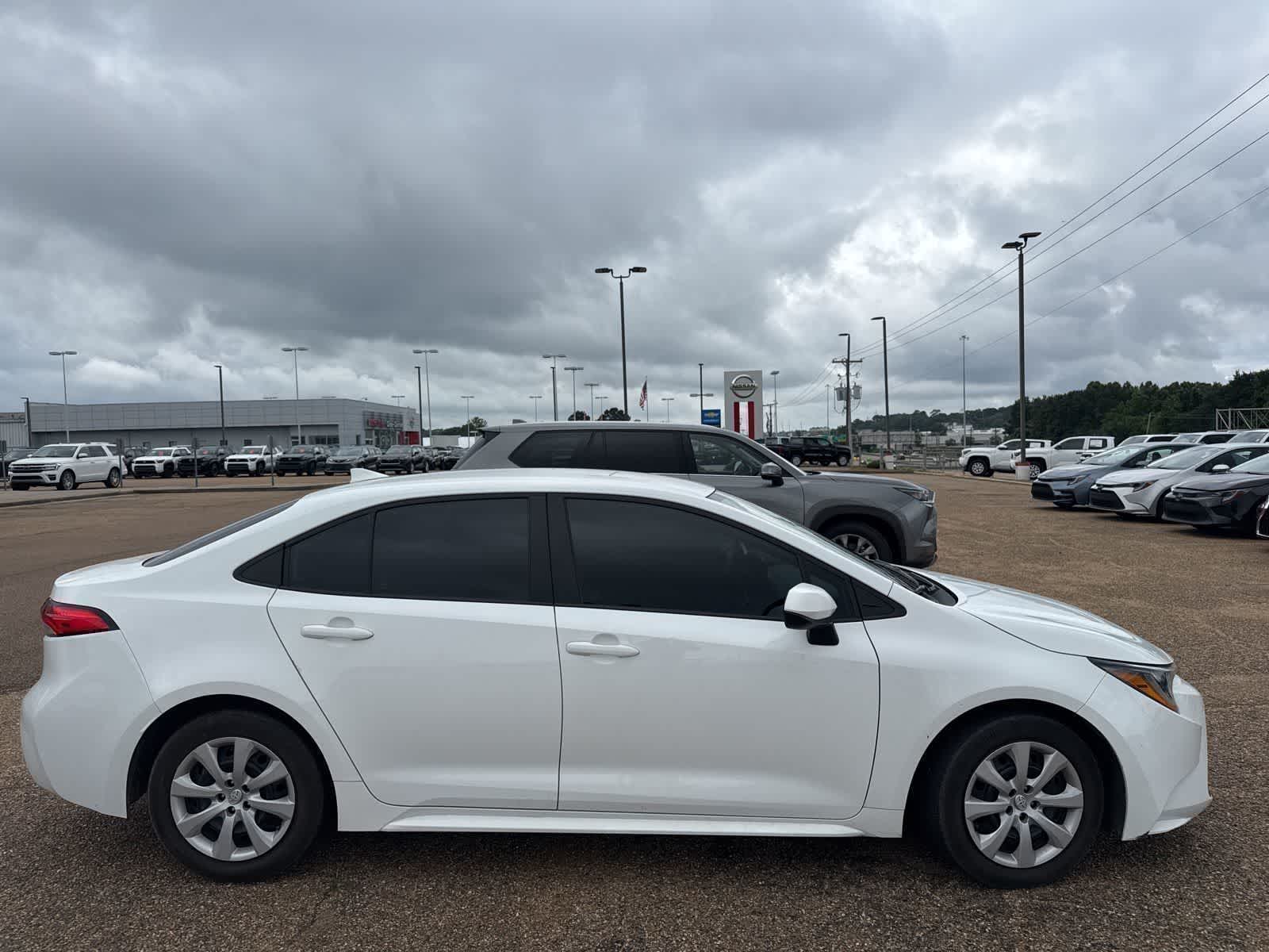 Thumbnail: 2023 Toyota Corolla - 3