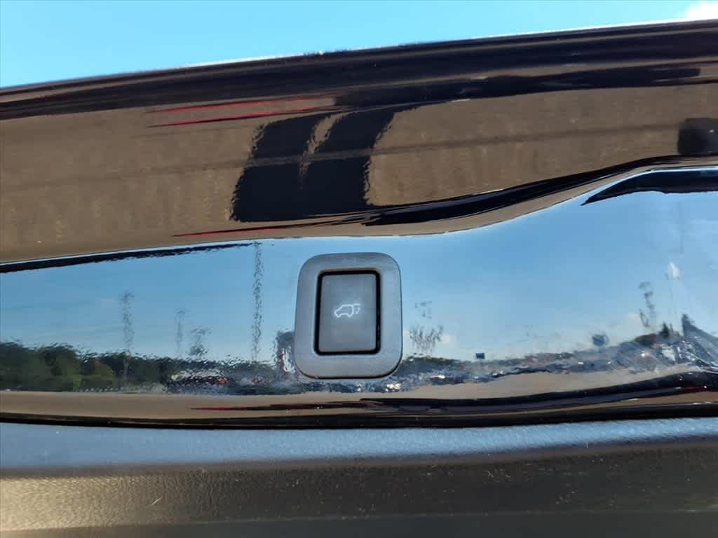 Thumbnail: 2018 Toyota Highlander - 9