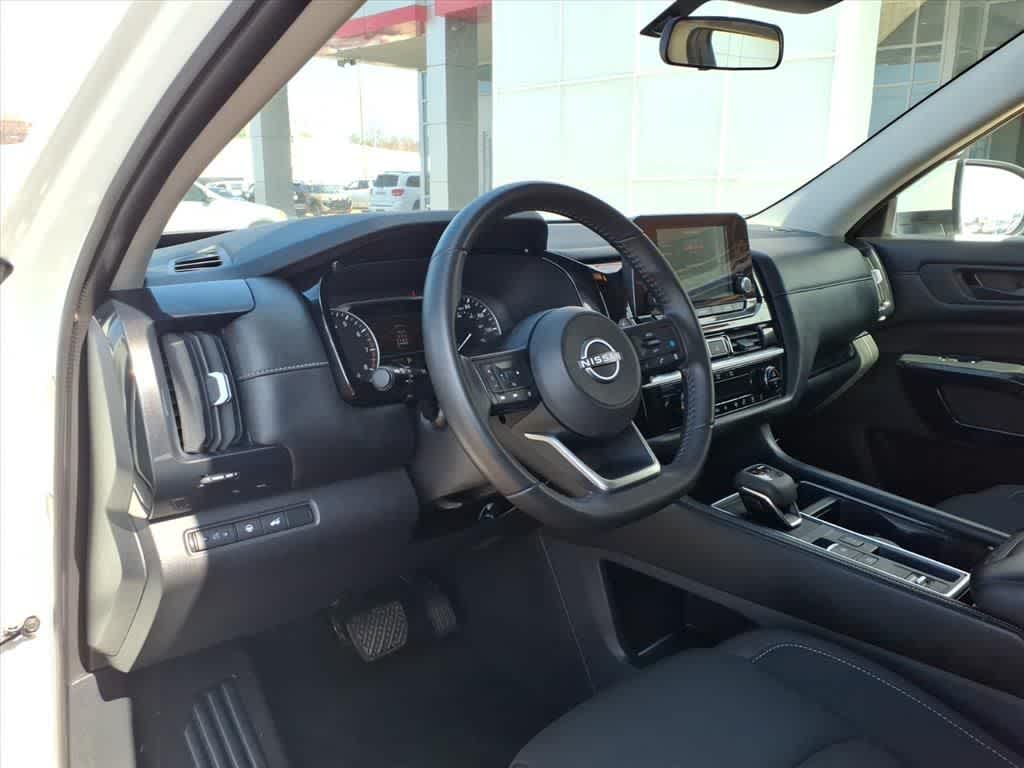 Thumbnail: 2025 Nissan Pathfinder - 11