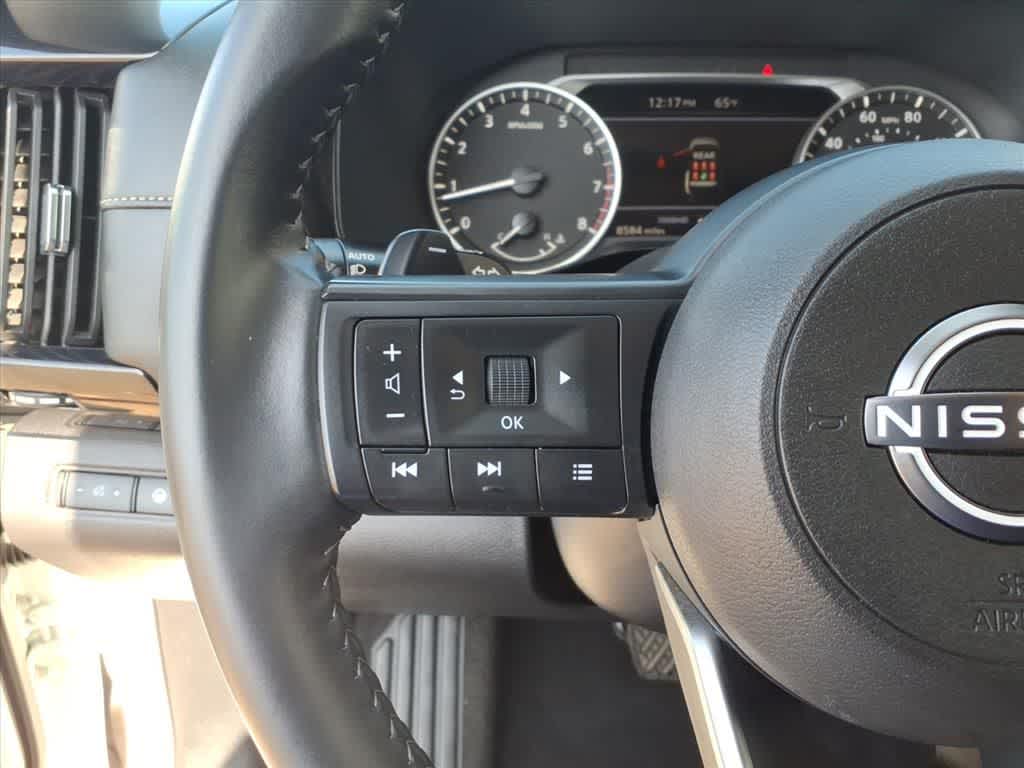 Thumbnail: 2025 Nissan Pathfinder - 15