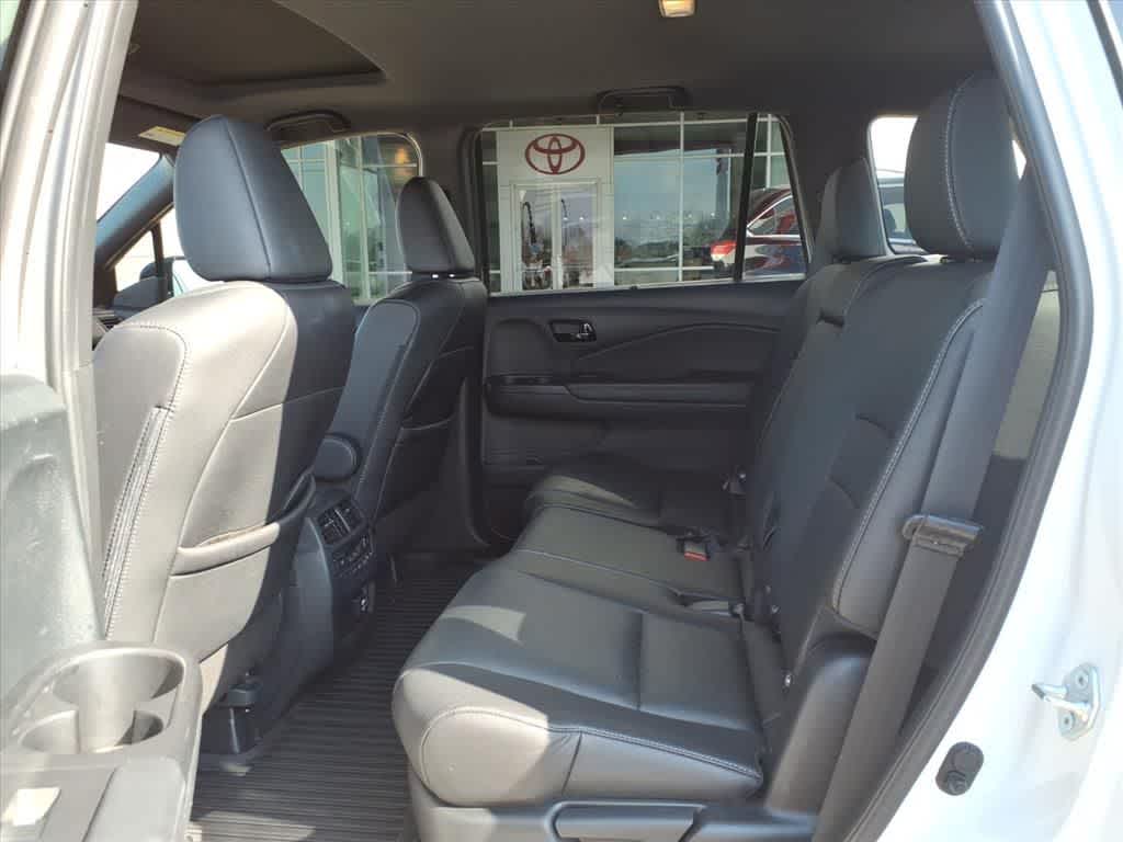 Thumbnail: 2023 Honda Passport - 27