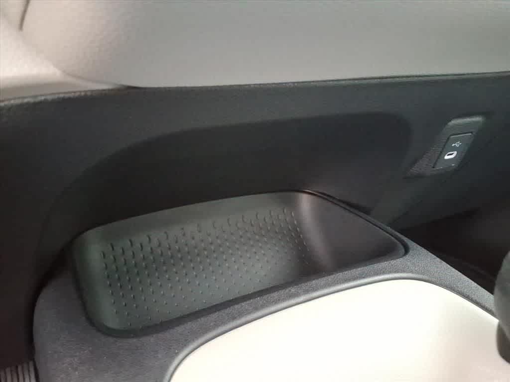 Thumbnail: 2025 Toyota Corolla - 20