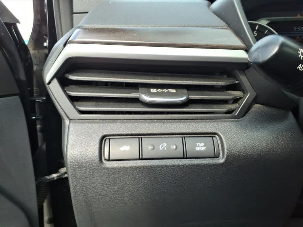 Thumbnail: 2025 Nissan Altima - 13