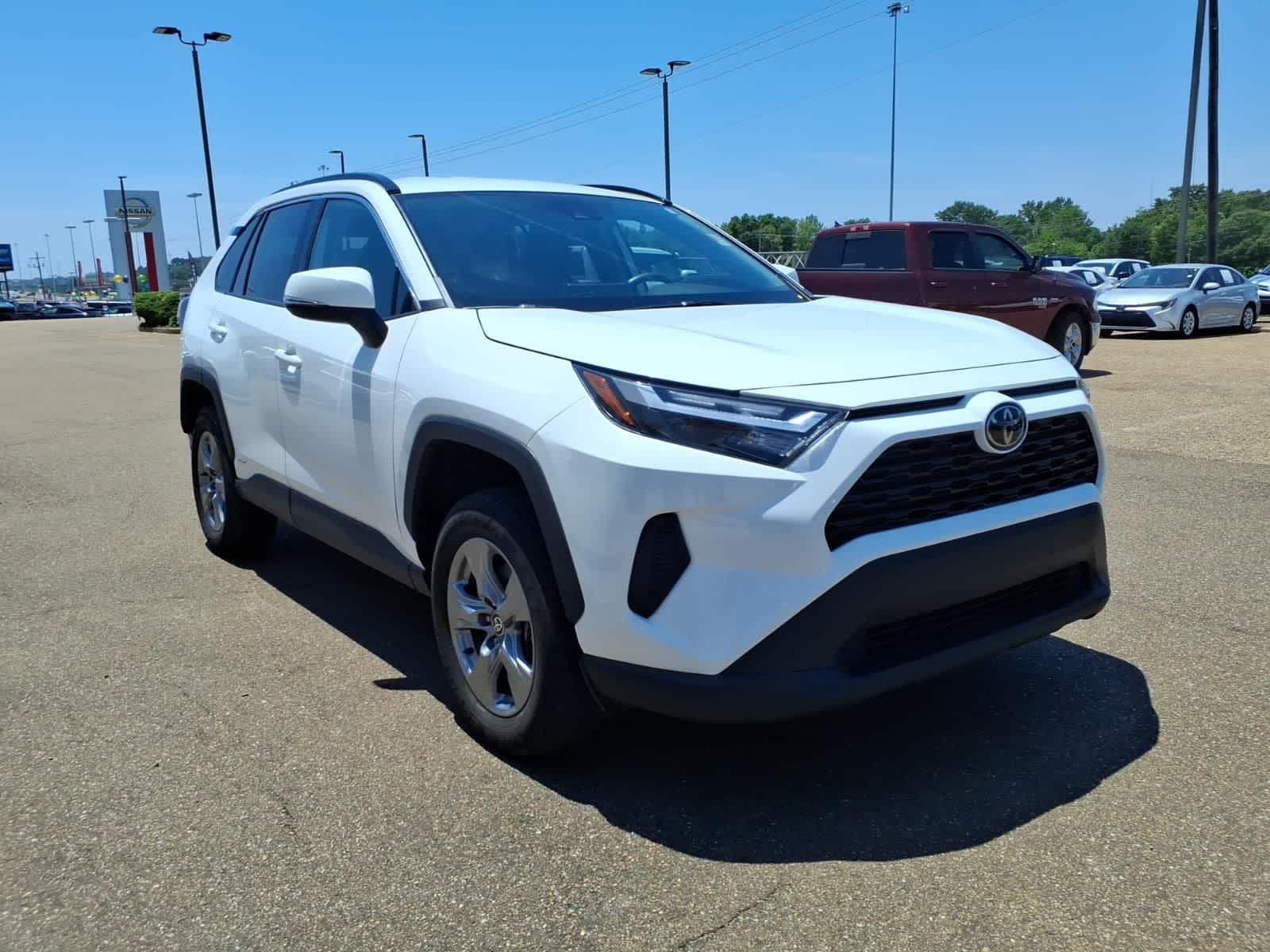 Thumbnail: 2025 Toyota RAV4 - 3