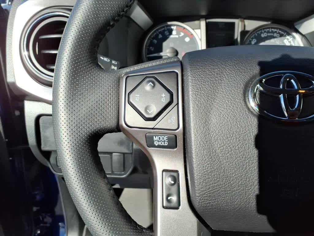 Thumbnail: 2022 Toyota Tacoma - 15