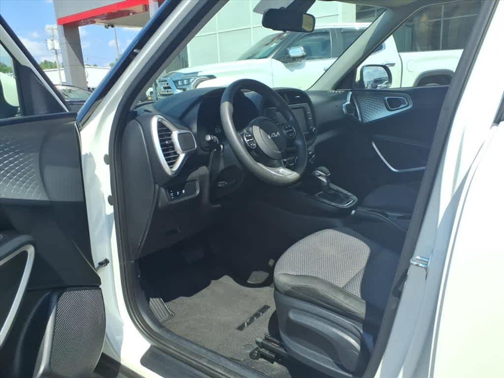 Thumbnail: 2023 Kia Soul - 24