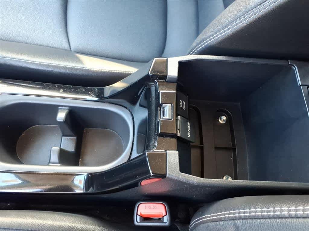 Thumbnail: 2023 Toyota Corolla Cross - 22