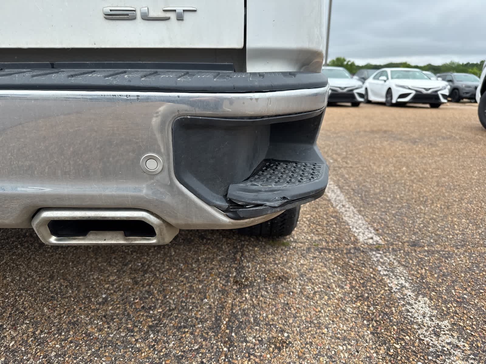 2024 GMC Sierra 1500 SLT 3