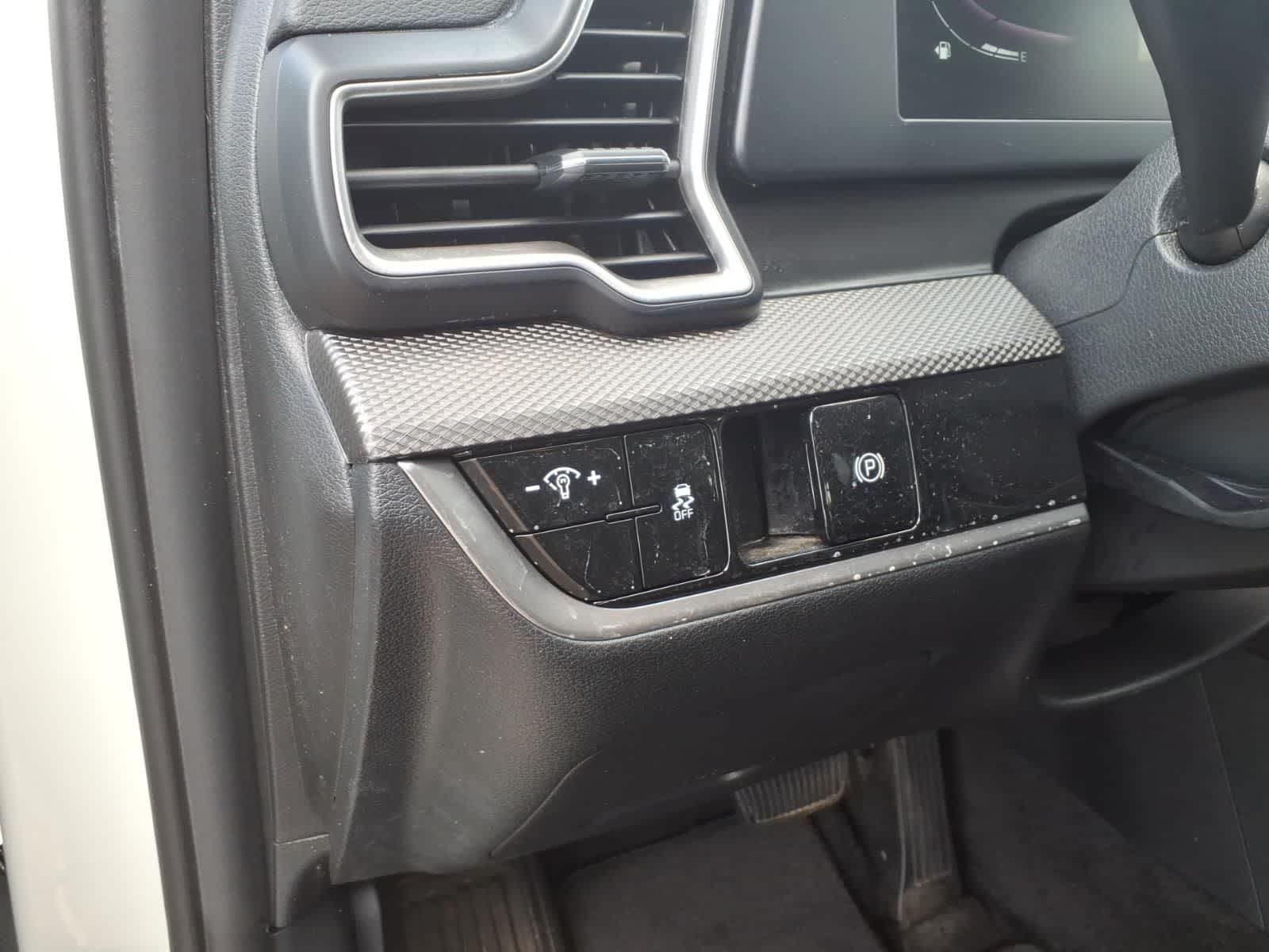 Thumbnail: 2024 Kia Sportage - 14