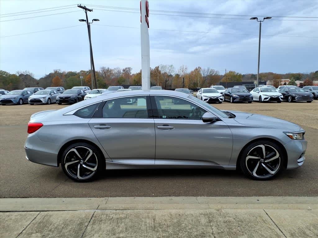 Thumbnail: 2019 Honda Accord - 4