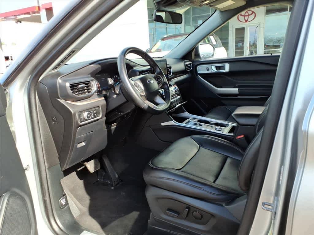 Thumbnail: 2023 Ford Explorer - 26