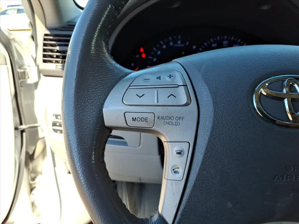 Thumbnail: 2011 Toyota Camry - 14