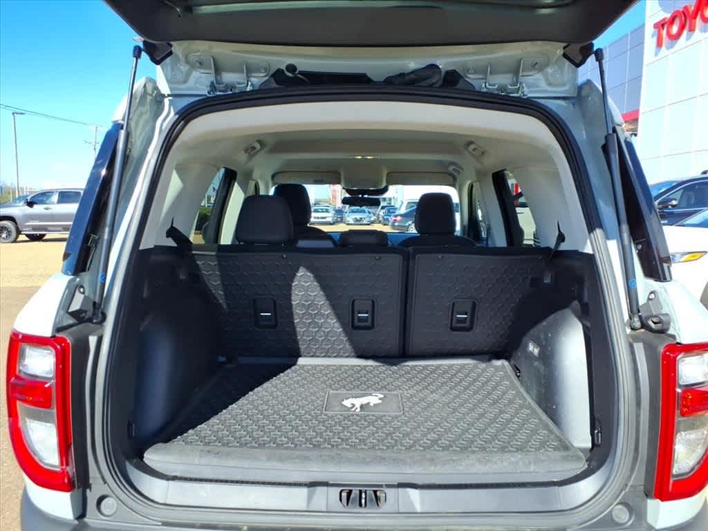 Thumbnail: 2022 Ford Bronco Sport - 8