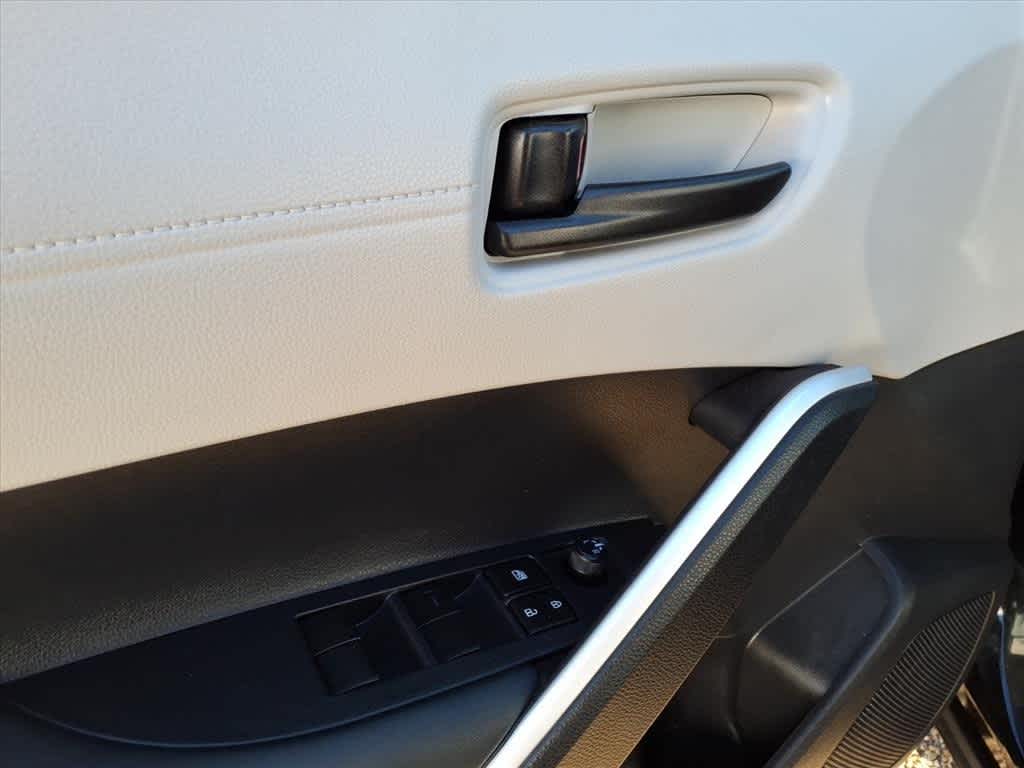 Thumbnail: 2025 Toyota Corolla Cross - 12