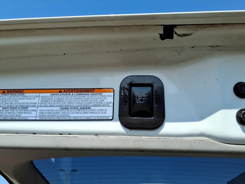 Thumbnail: 2019 Toyota Sienna - 9