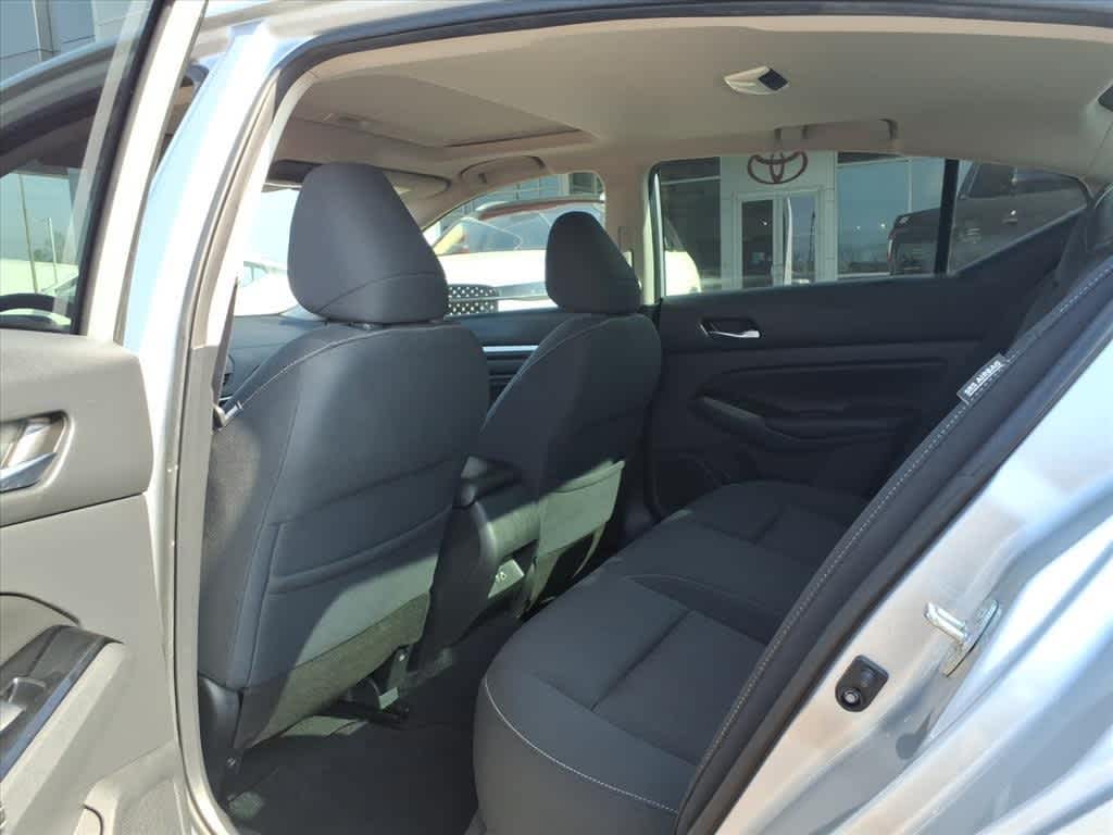 Thumbnail: 2021 Nissan Altima - 29