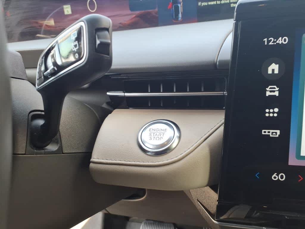 Thumbnail: 2024 Lincoln Nautilus - 18