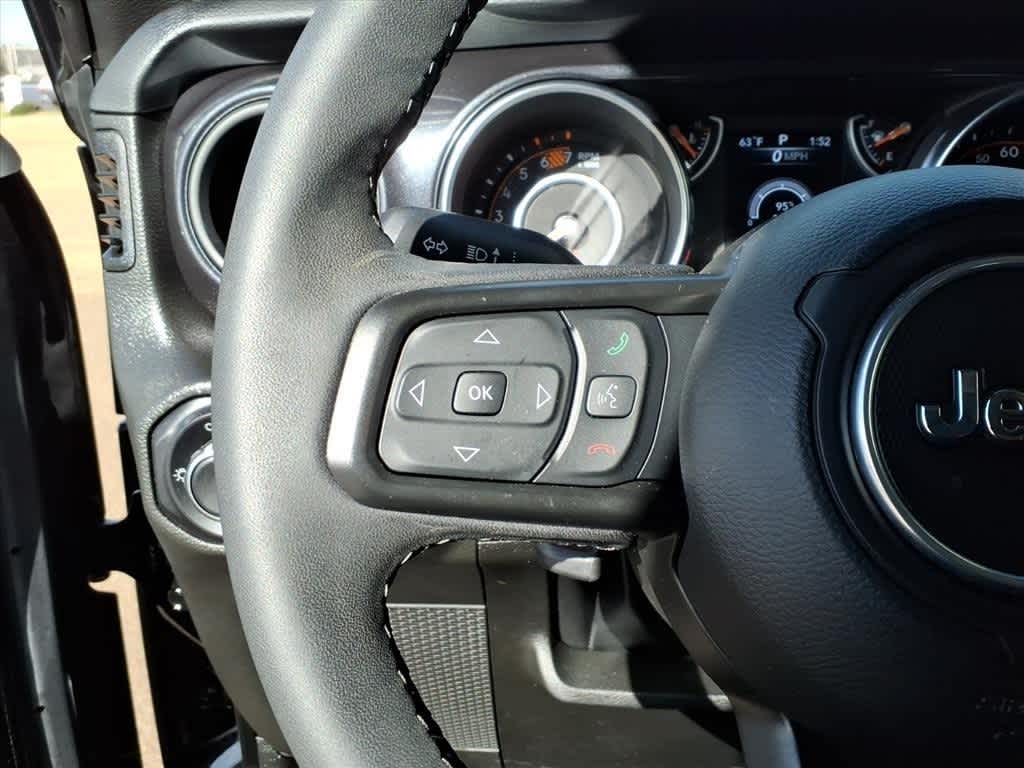 Thumbnail: 2023 Jeep Wrangler - 15