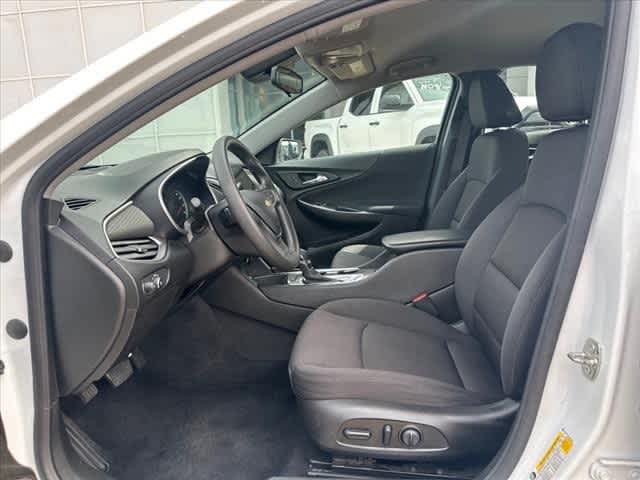 2021 Chevrolet Malibu LS 23