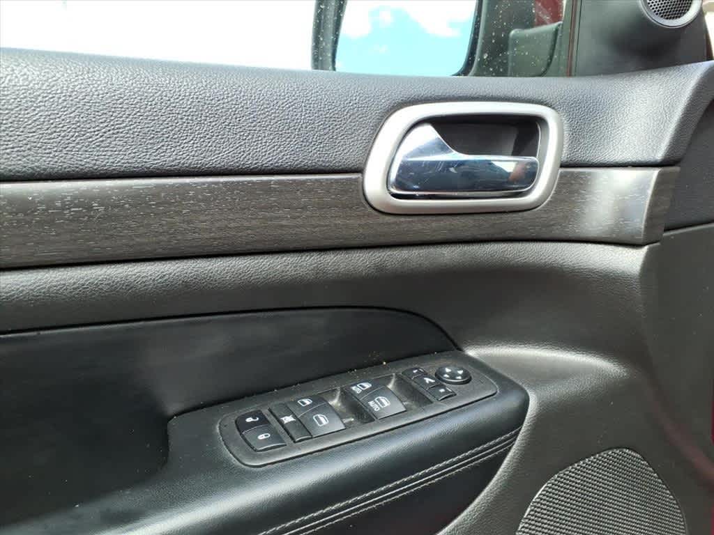 Thumbnail: 2018 Jeep Grand Cherokee - 12