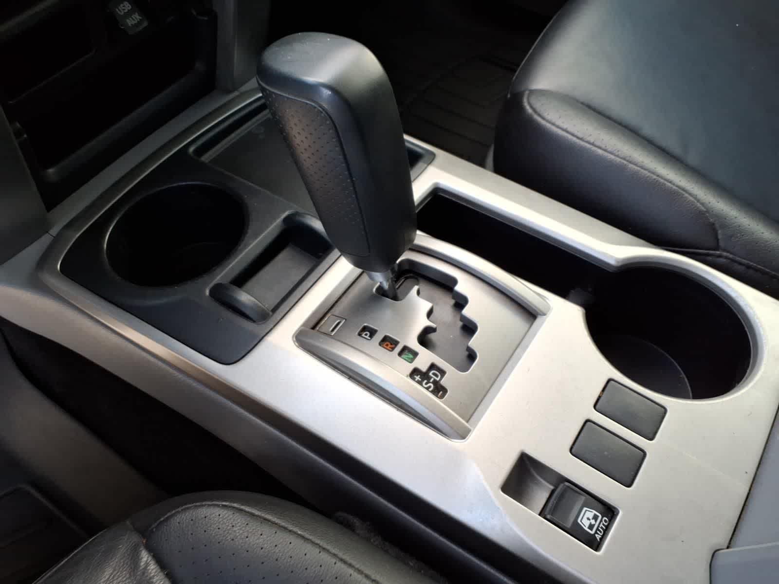 Thumbnail: 2013 Toyota 4Runner - 22