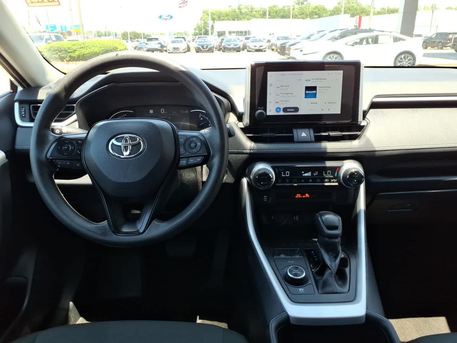 Thumbnail: 2025 Toyota RAV4 - 9