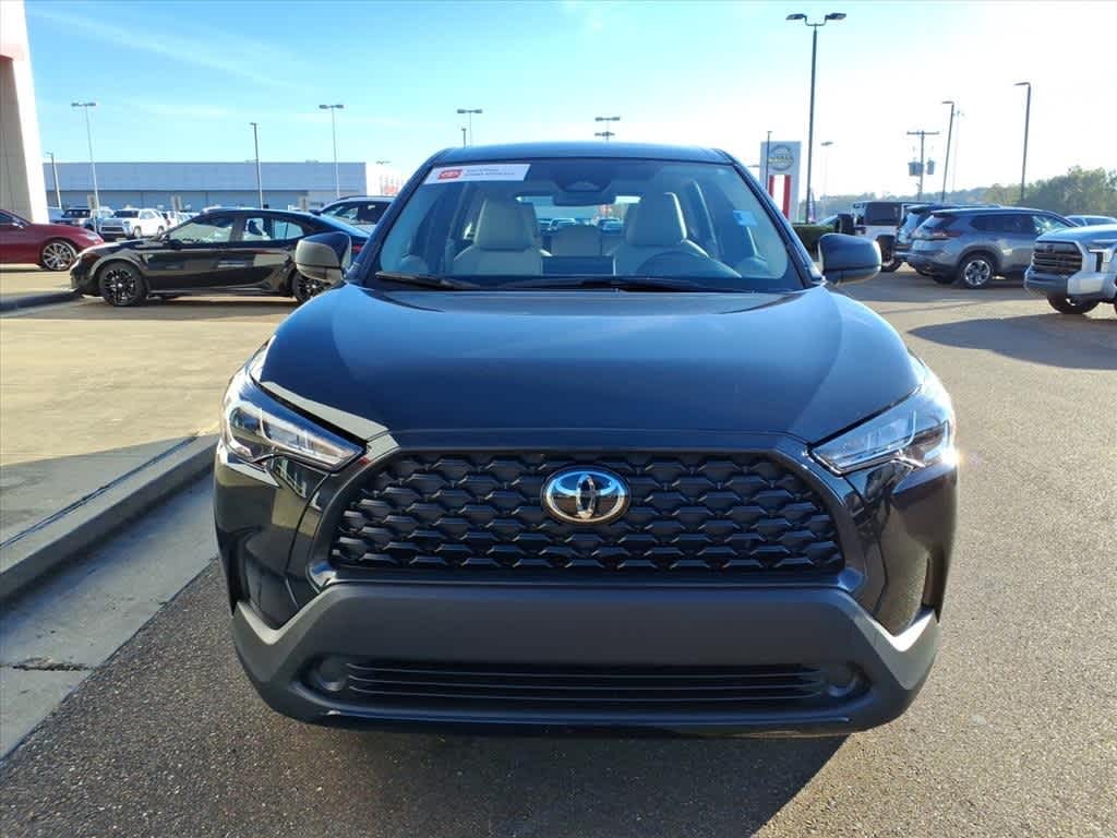 Thumbnail: 2025 Toyota Corolla Cross - 2