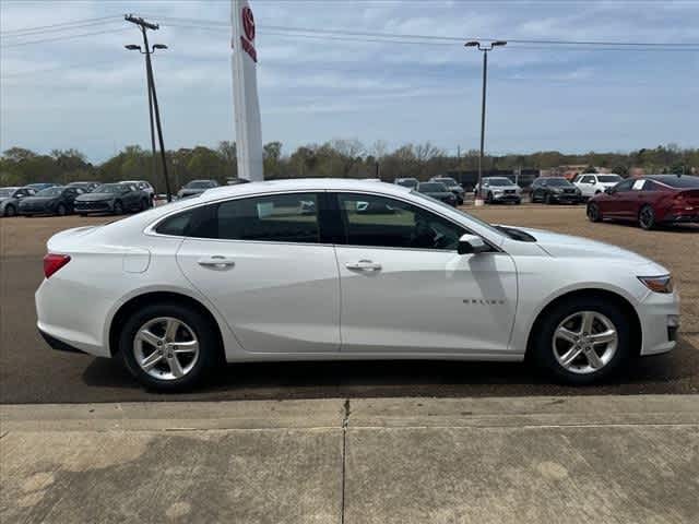 2021 Chevrolet Malibu LS 4
