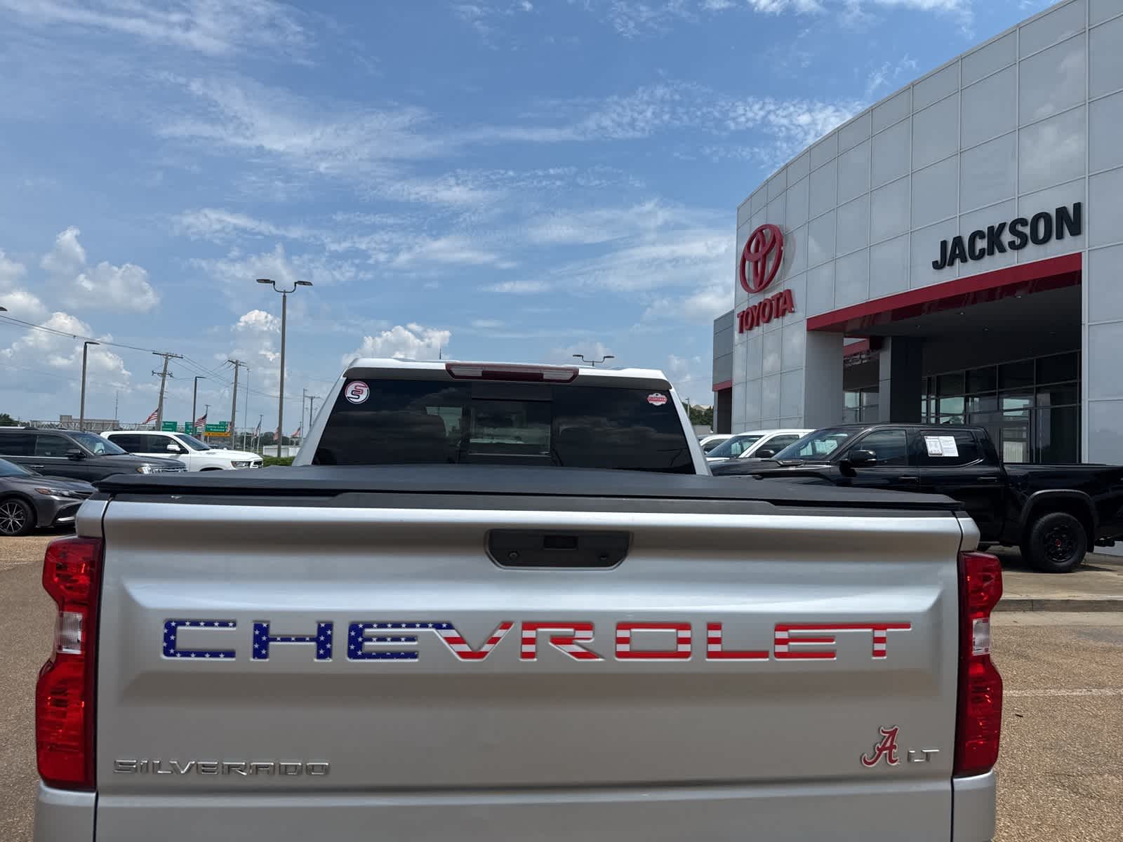 Thumbnail: 2019 Chevrolet Silverado 1500 - 4