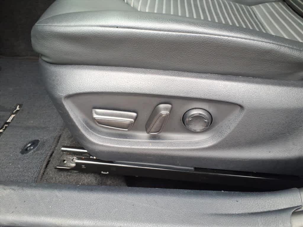 Thumbnail: 2024 Toyota Camry - 11