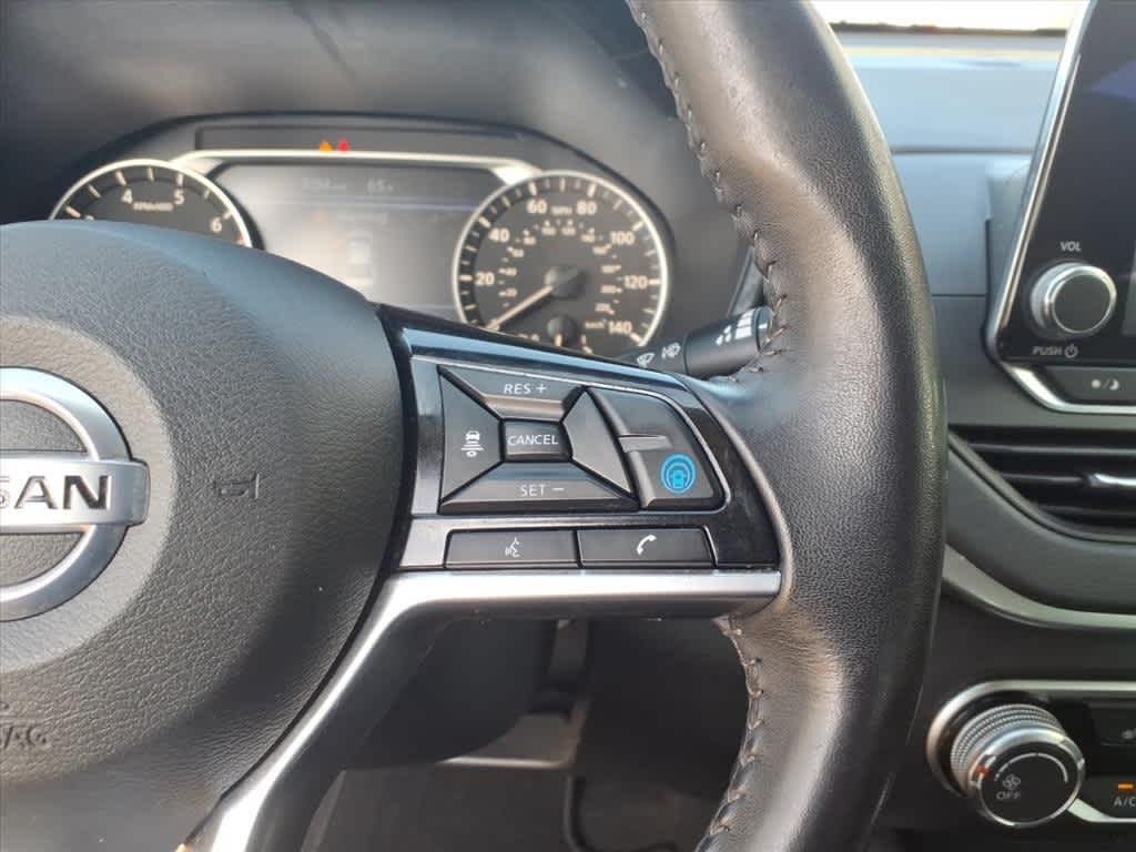 Thumbnail: 2021 Nissan Altima - 15