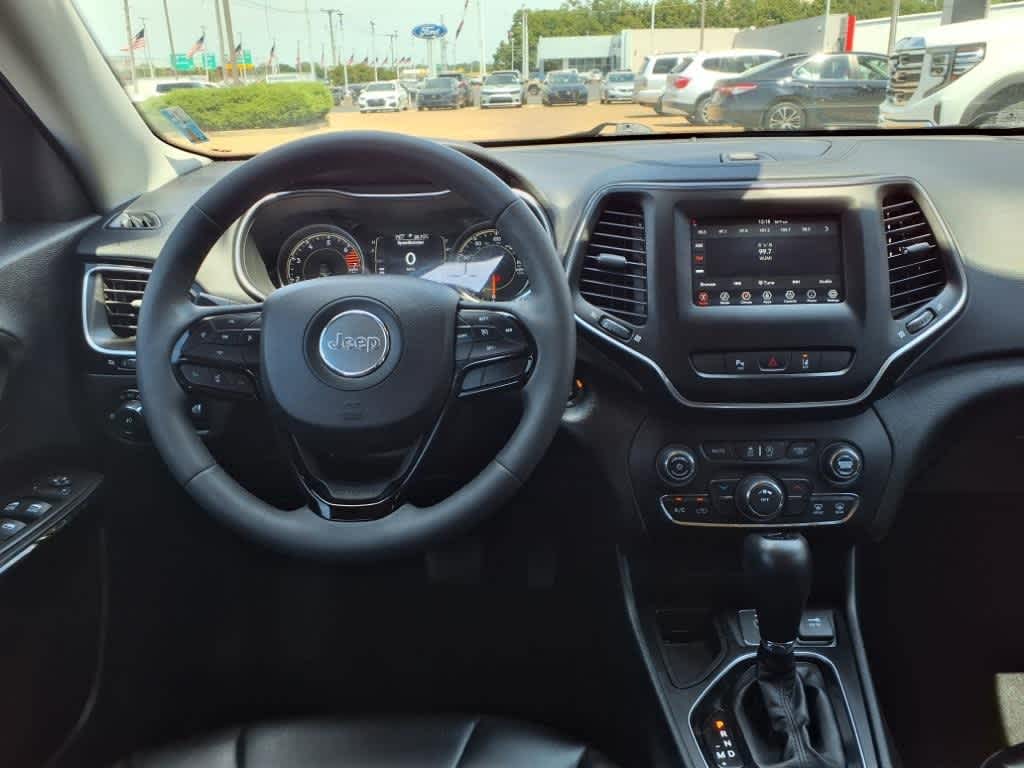 Thumbnail: 2021 Jeep Cherokee - 9