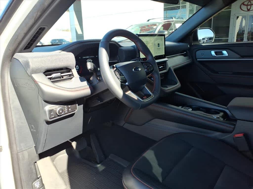 Thumbnail: 2025 Ford Explorer - 11